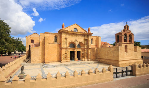 View of historical building against cloudy sky