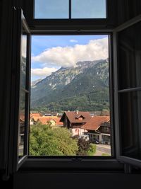 A window to the alpes