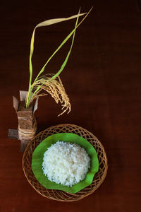 Close-up of vegetables in bowl on table