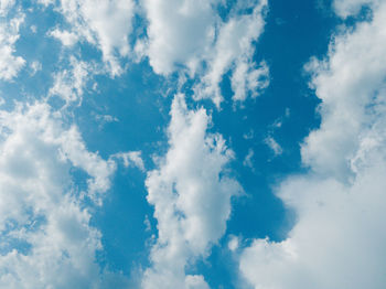 Low angle view of cloudy sky