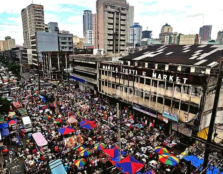 CROWD IN CITY