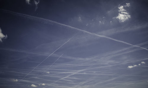 Low angle view of vapor trail in sky
