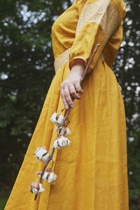 yellow