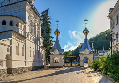 The main entrance to territory of the svyatogorsk lavra in ukraine, on a sunny summer morning