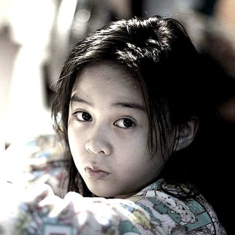 childhood, cute, innocence, elementary age, headshot, person, portrait, looking at camera, close-up, focus on foreground, boys, girls, indoors, front view, head and shoulders, lifestyles, leisure activity, human face