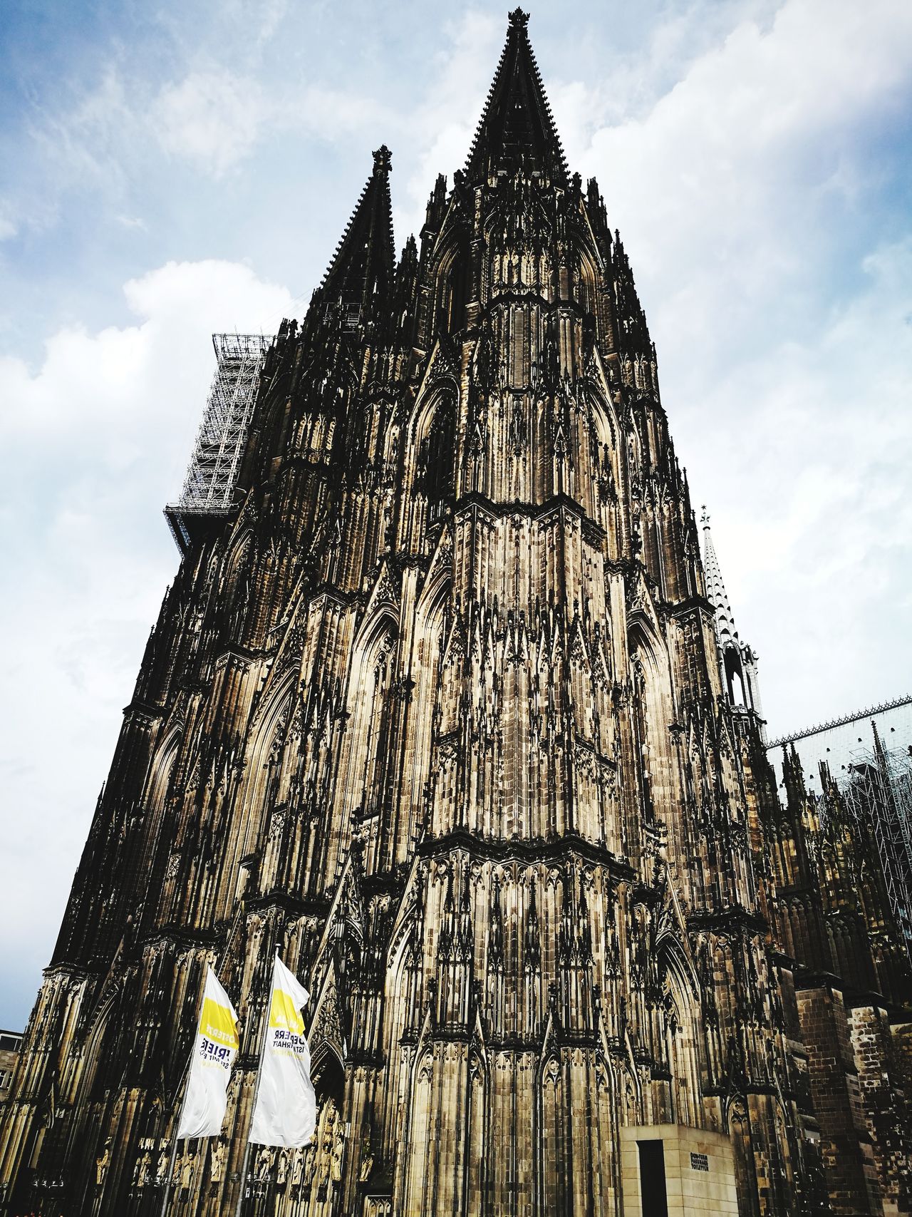 Kirche St. Kolumba Madonna in dem Trümmen