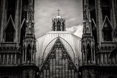 Sculpture of cathedral against sky