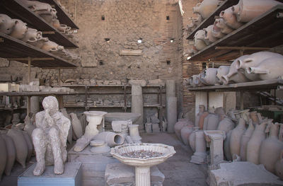 Statues and archaelogical site of pompeii