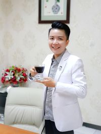 Portrait of a smiling young woman