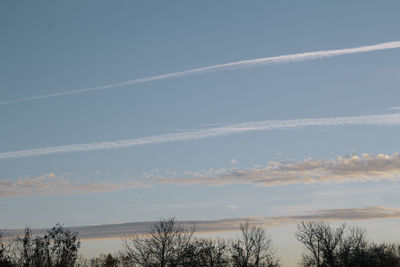 View of vapor trail in sky