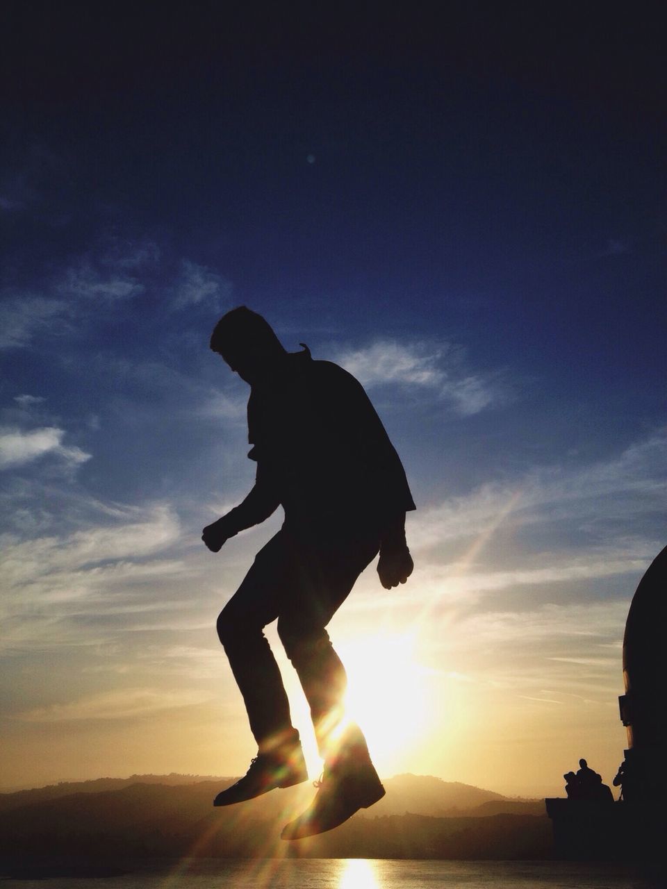 silhouette, sunset, sun, sky, beach, full length, leisure activity, lifestyles, sunlight, sea, men, sunbeam, shore, lens flare, water, standing, dog, nature