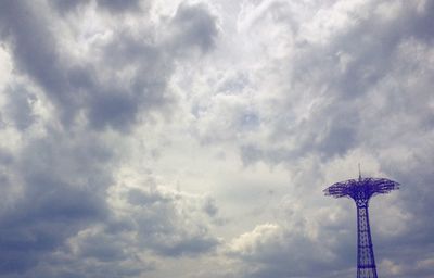 Low angle view of cloudy sky