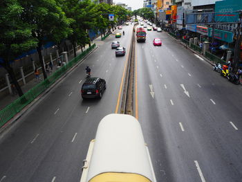 Traffic on road in city