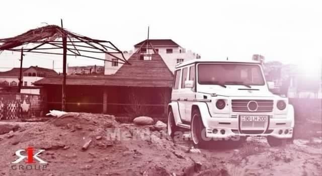 clear sky, building exterior, abandoned, built structure, house, architecture, obsolete, damaged, day, outdoors, run-down, no people, mode of transport, transportation, copy space, deterioration, old, roof, nature, sky