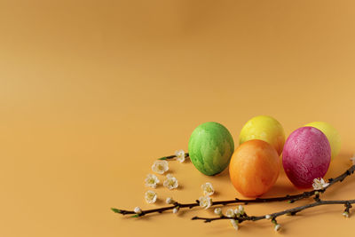 Close-up of apples on table