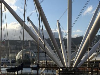 Metallic structures at porto antico