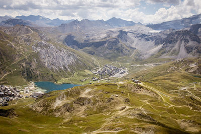 High altitude hike around the aiguille percee in the haute tarentaise massif in the vanoise park 