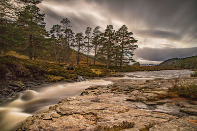 Linn of dee river 