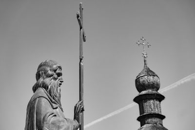 Low angle view of statue of liberty against sky ukraine