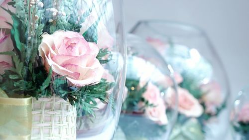 Close-up of rose bouquet in glass 