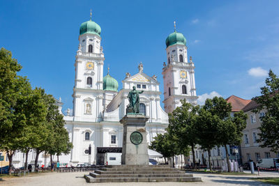 Passau, germany, july 26, 2021. st. stephen's cathedral is a church of baroque architecture 