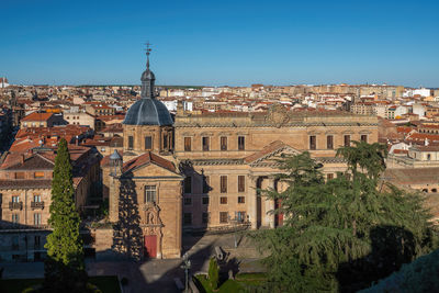 Buildings in city