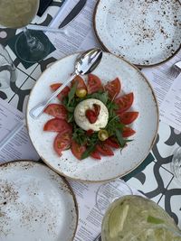 Burrata with fresh tomatoes