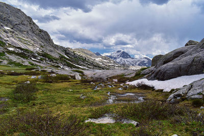 Upper lower jean lake titcomb basin wind river range rocky mountains wyoming hiking elkhart park 