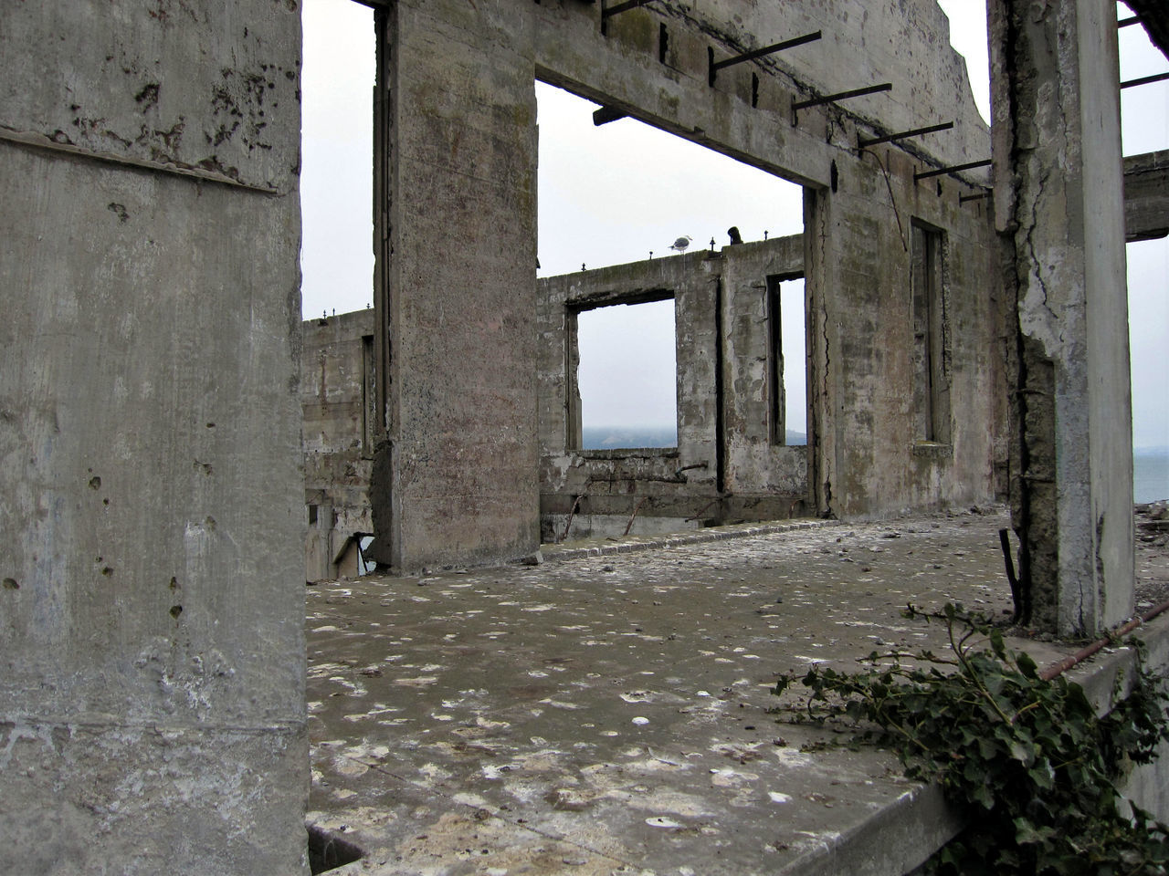 VIEW OF OLD RUIN BUILDING