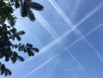 Low angle view of vapor trail in sky