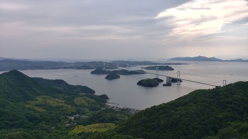 Panoramic view of the ocean and mountains