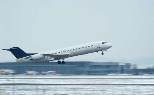 airliner