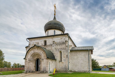 Saint george cathedral was built between 1230 and 1234 in yuryev-polsky