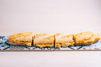 Close-up of bread in plate on table