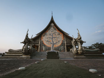 Exterior of temple against sky