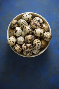 Close-up of some quail eggs.