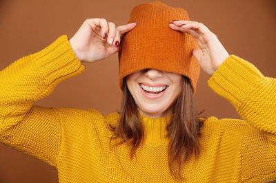 Portrait of a smiling young woman