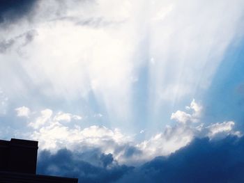Low angle view of cloudy sky