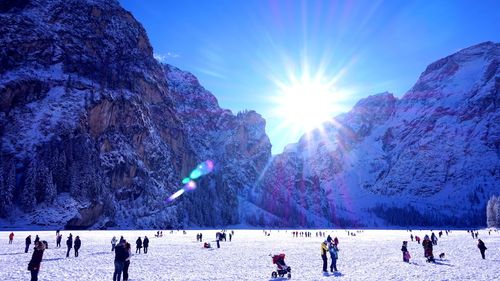 People skiing