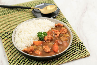 Close up chickencrispy with japanese curry, serve with white rice 