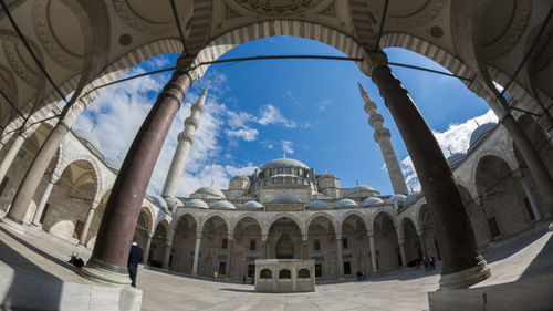 Sultanahmet masjid or blue mosque, istanbul, turkey. the mosque is famous for its iznik blue tiles.