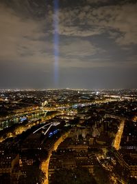 Parigi di notte della torre eiffel - meraviglioso