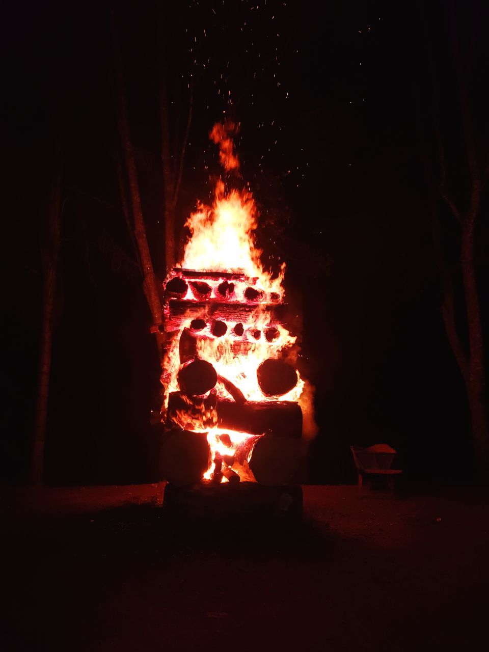 burning, fire, flame, fire - natural phenomenon, heat - temperature, night, nature, wood, orange color, glowing, firewood, dark, log, wood - material, bonfire, fireplace, no people, motion, event, outdoors, campfire