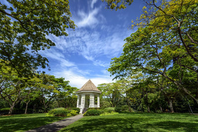 Gazebo at singapore botanic gardens against blue sky