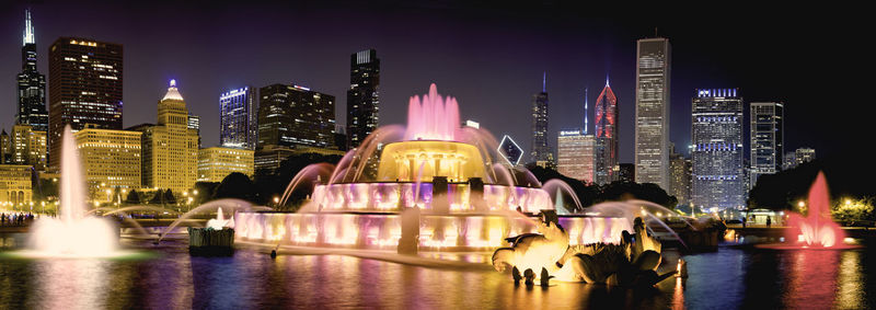 City lit up at night buckingham fountain 