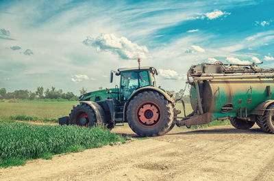tractor