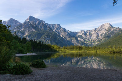 Beautiful lake and mountain range in austria.