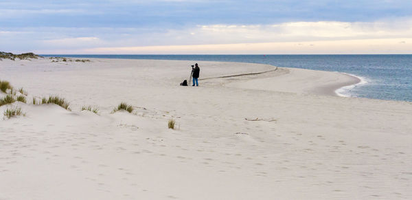 People you meet on the beach.