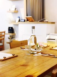 Table and chairs in restaurant