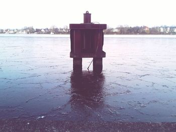 Lifeguard hut against sky